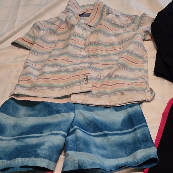 Boys size 6 lot - 2 pj bottoms, 1 swim trunks, 1 shorts, 2 tops - Picture 2 of 16